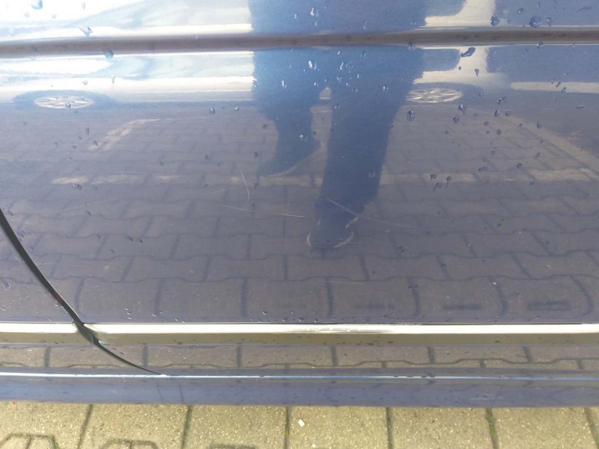 BMW 5er E39 original Tür vorn links 276 Avusblau Limousine Rohbau Bj.1997